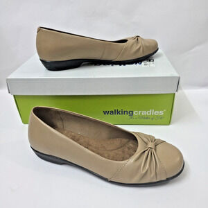Walking Cradles Womens Fall Flats Camel Leather Size 7 W Arch Support Comfy Read